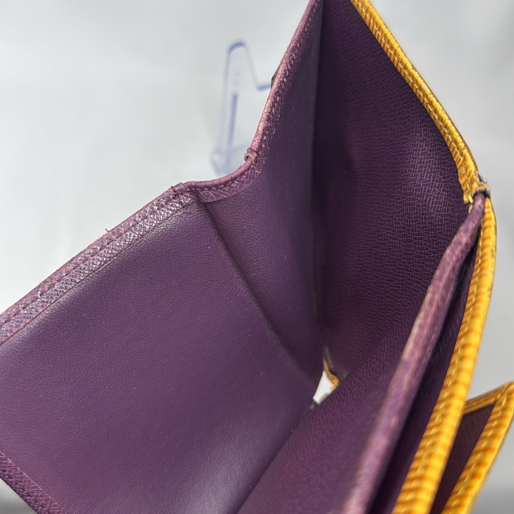Louis Vuitton Tri-Fold Yellow/Purple Epi Leather Wallet | Unisex | Pre-Owned | - Picture 7 of 11